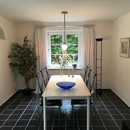 Ferienhaus Coast Hébergement de vacances Vollerwiek